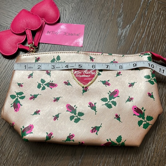 Betsey Johnson rose gold rosebuds print clam pouch bag - Picture 16 of 17